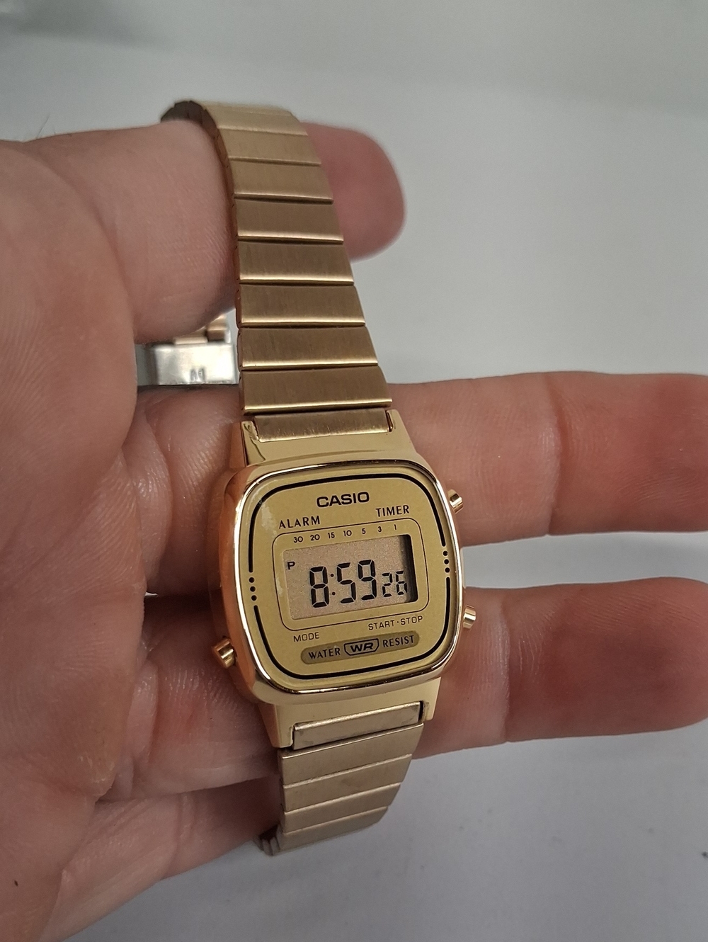 Casio Ladies Watch Gold Steel Band Digital Classic Vintage